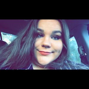 Meet your Posher, Stacie